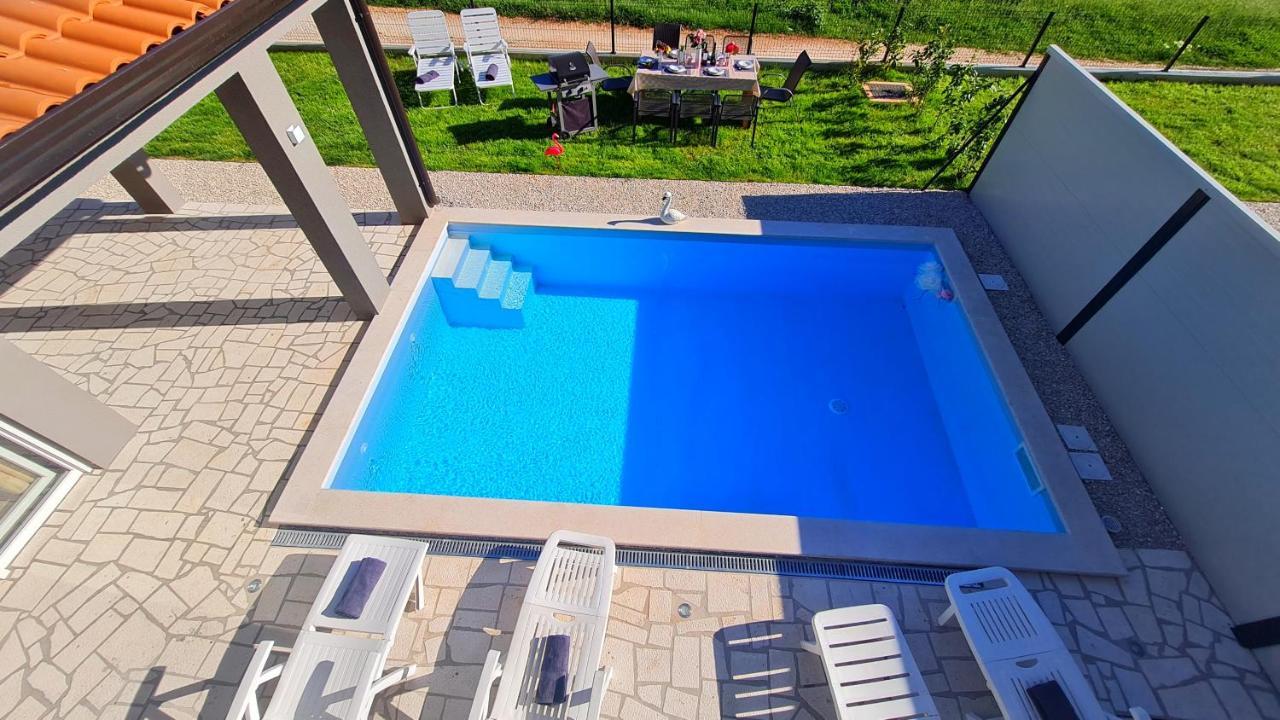 Villa Robert Kaštelir Exterior foto